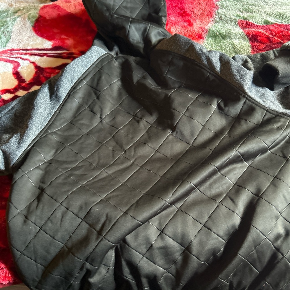 Men's Black Quilted Zip-Up Sweater
